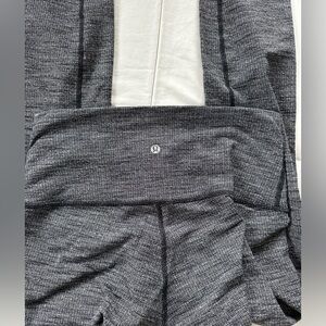 Black/Grey/White Lululemon Leggings Size 10